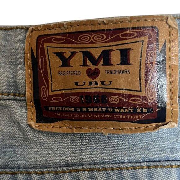 YMI Women's 11 Mid-Rise Flare Jeans Light Wash Stretch Denim Y2K Trendy Western - Picture 4 of 7